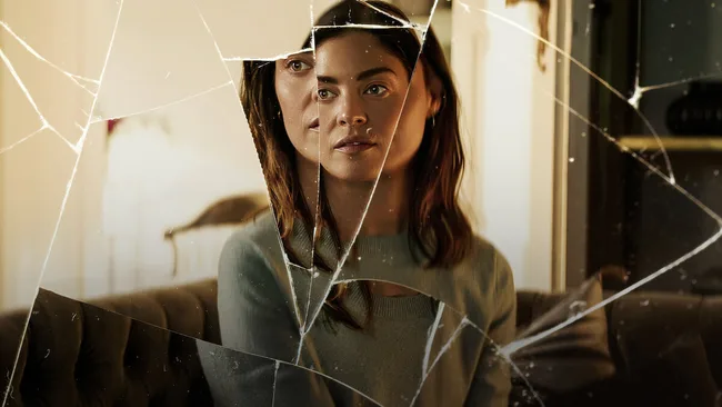 Imagem de divulgação de The Secret Woman